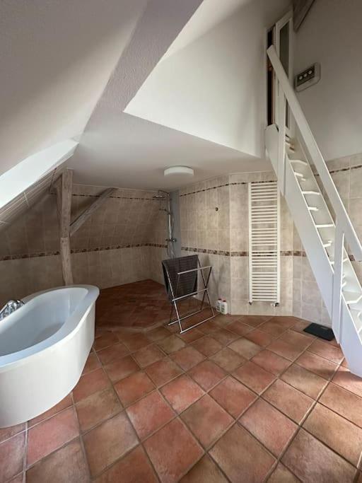 Panorama Penthouse In Wunderschoener Villa Kassel Eksteriør bilde
